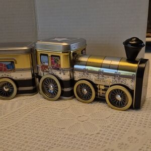 Vintage Santa Express /North Pole Decorative Metal Train With Storage